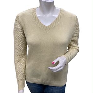 Women's Cream V-Neck Sweater Size XL